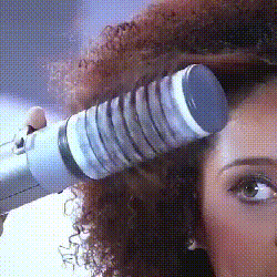 מייבש שיער+ מברשת מובנת לסלסול והחלקת השיער