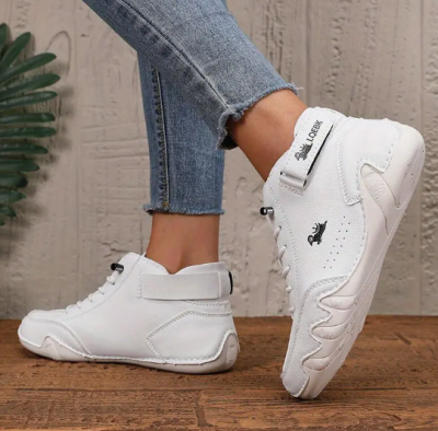 נעלי נוחות גמישות וקלות לסגירה
