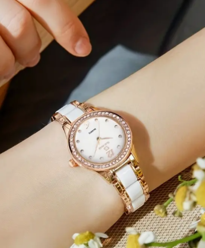 שעונים אלגנטיים בסגירת Quartz איכותית